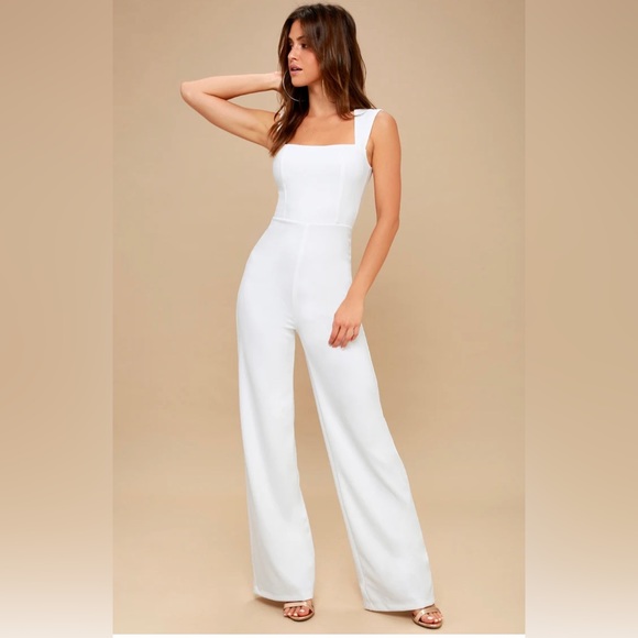 Lulus Pants - Lulus White Wide Leg Jumpsuit Size M NWT